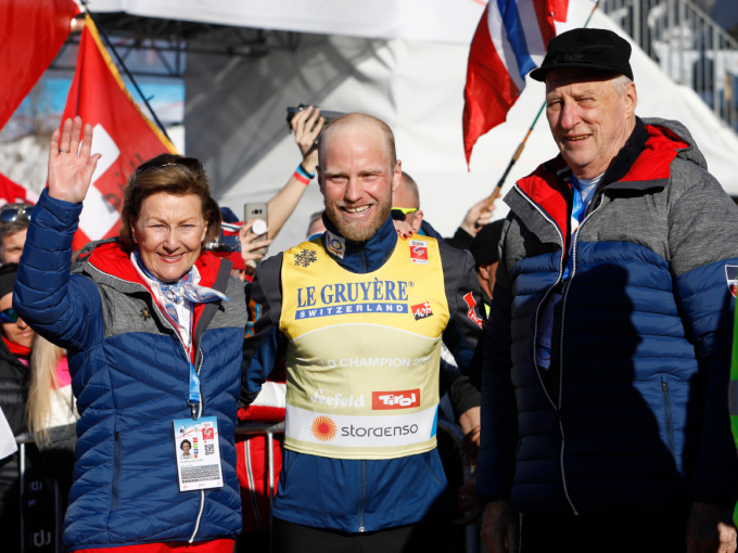 Martin Johnsrud Sundby møtte Kongeparet etter at han vart verdsmeister på 15 kilometer. Foto: Tore Meek / NTB scanpix
